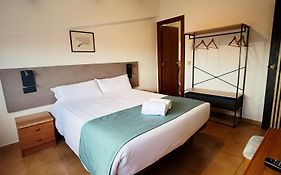 Hostal Legaz